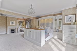 Photo 32- click for photo gallery